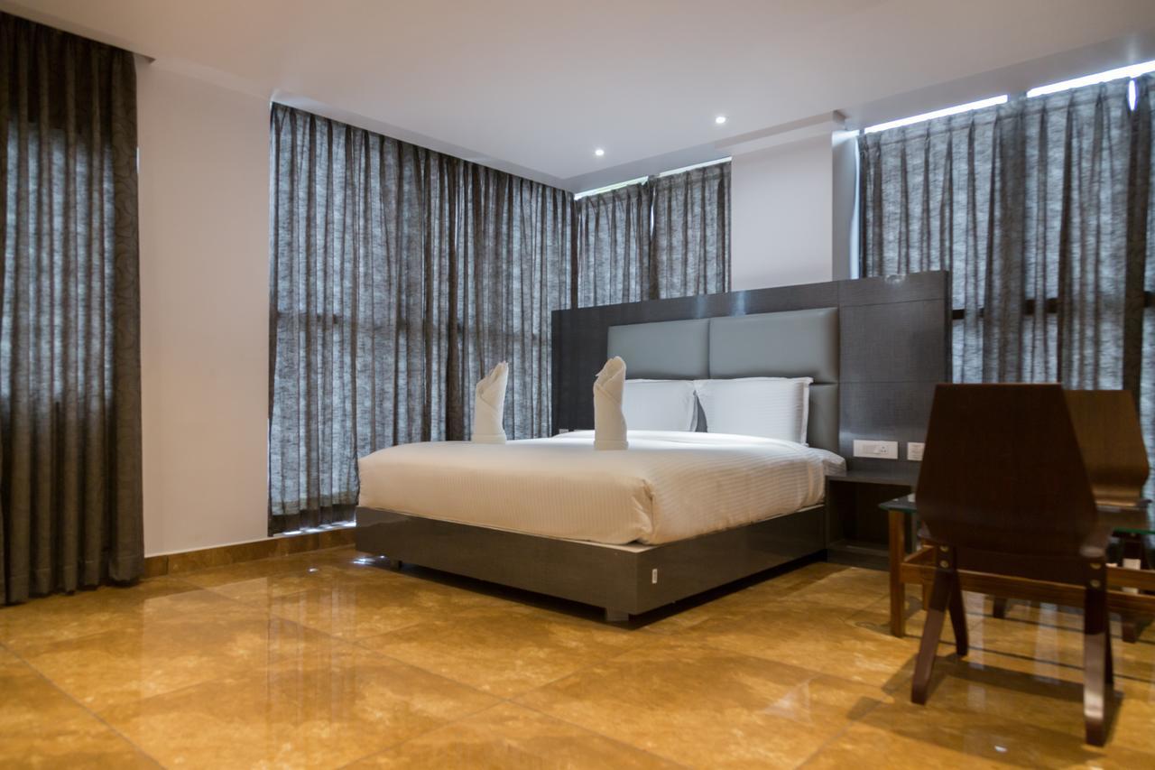 Hotel Hills Tirupattur Tiruppatur Bagian luar foto