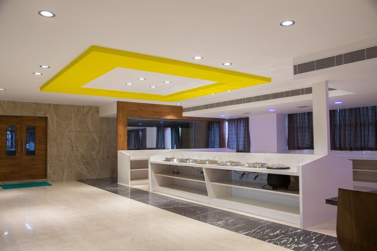 Hotel Hills Tirupattur Tiruppatur Bagian luar foto
