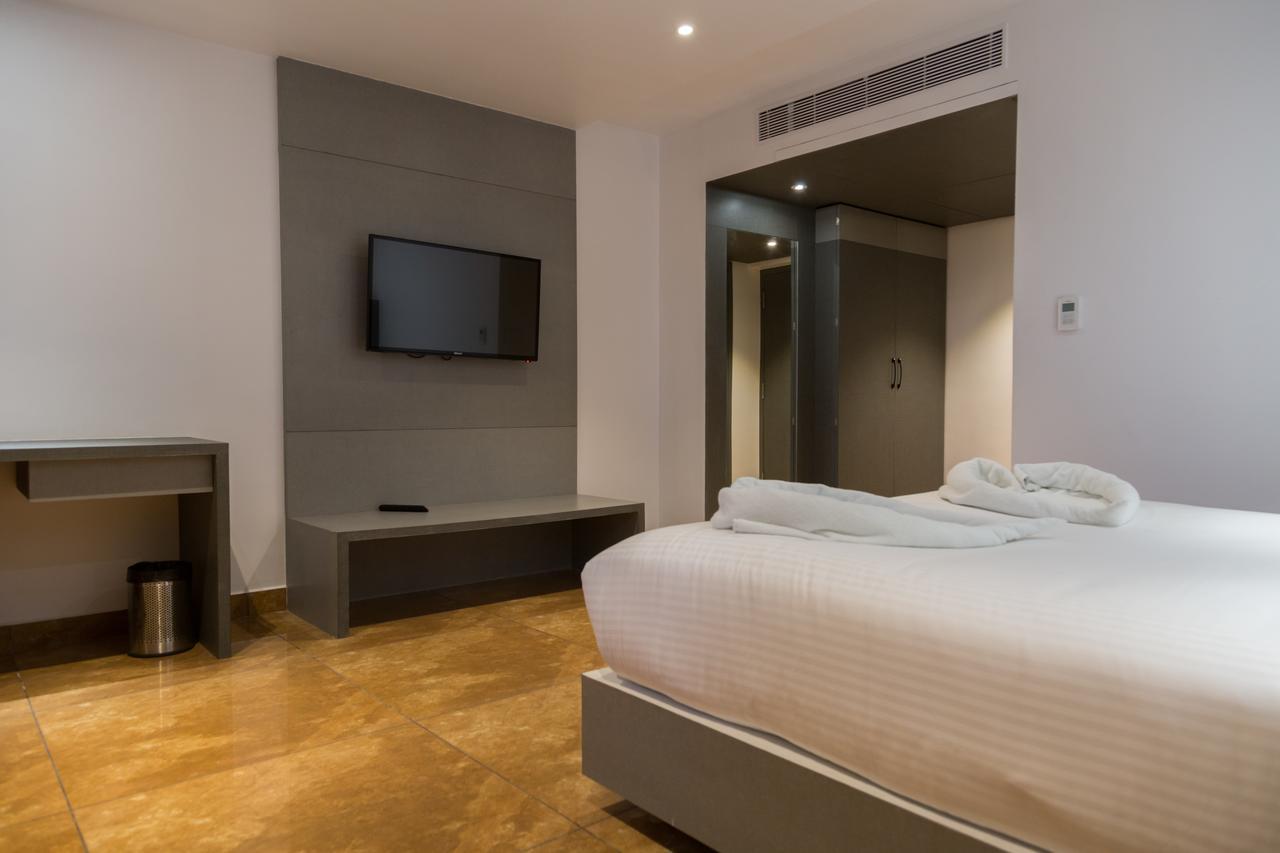 Hotel Hills Tirupattur Tiruppatur Bagian luar foto
