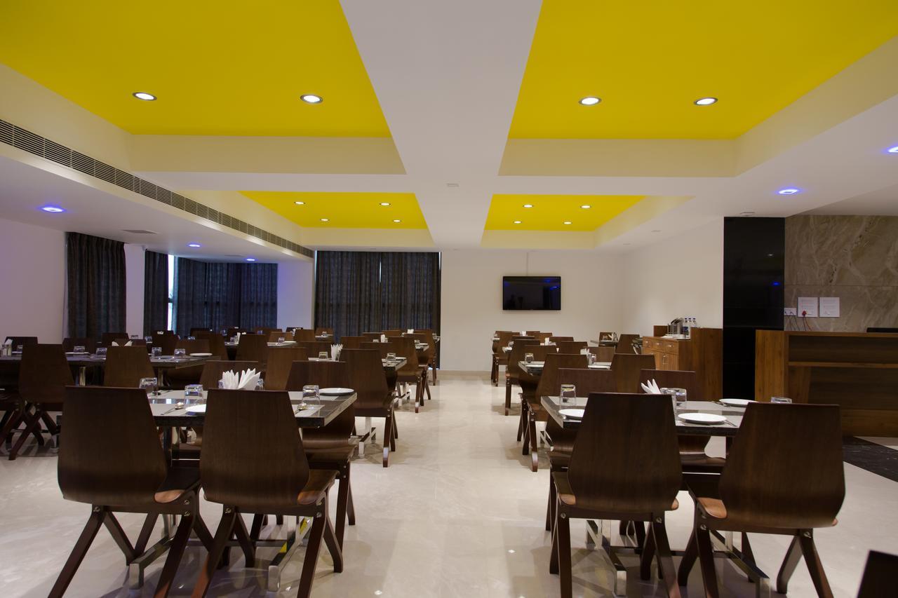 Hotel Hills Tirupattur Tiruppatur Bagian luar foto